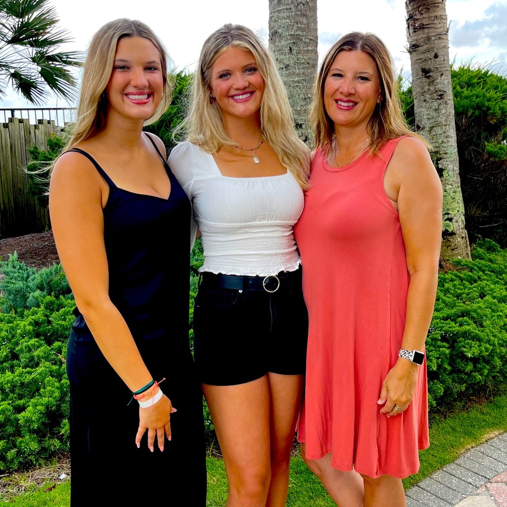 Meet your Posher, Toni